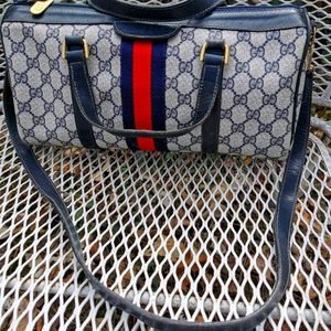 Vintage 1980s Gucci cylinder handbag